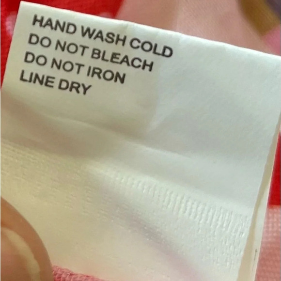 Valentine’s Day gnome theme infinity scarf. - Picture 4 of 4